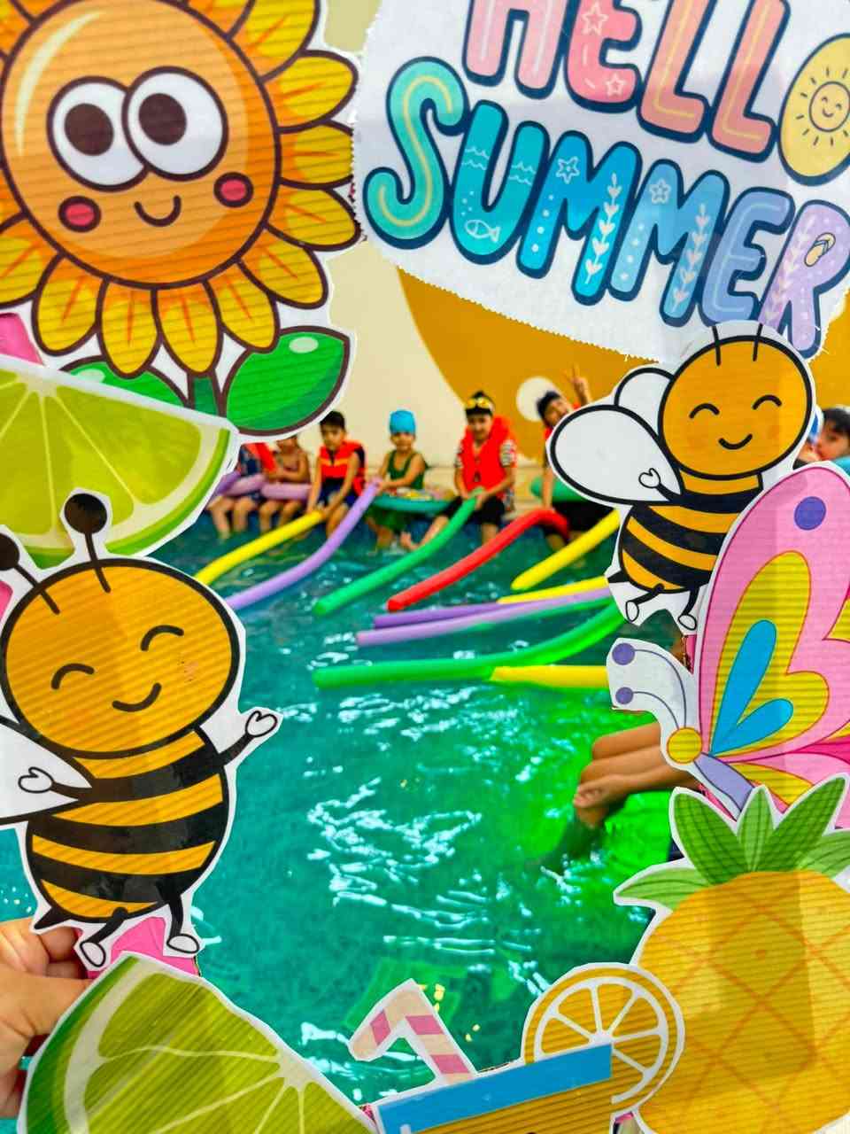 من فعاليات sumeer school فقره السباحه كل أربعاء في مسابح مدرسة اليرموك البريطانيه 💙
روضة الشمس الاهلية ☀️☀️☀️
📍الدوره الكفاءات 
 *********** ☎️
