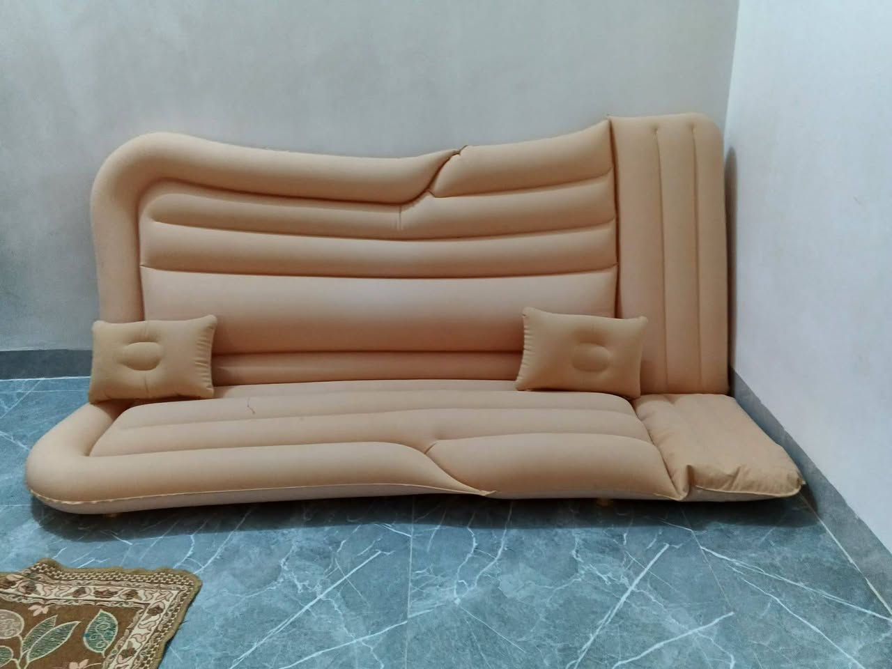 دوشك وكوشات نفخ يصير جربايه يصير قنفه يصير بل سياره نفرين


**إذا كنت صاحب هذا الإعلان وتريد حذفه لأي سبب، رجاءا أرسل رسالة إلى الدعم الفني**