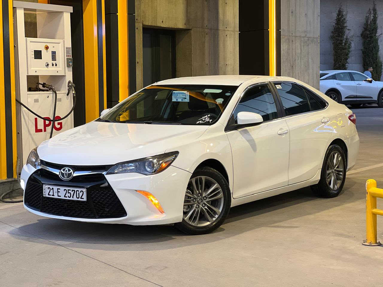 CAMRY SE 2017
‎*********** واتساب

کامری امریکی کلین تایتل ابیض ثلجی ماشیة 67 الف میل صورە امریکا وتقریر موجود،ب سلیمانیة نص جاملخ امامی صبغ،ارباگات کل سلیم قطعات لا مفتوح ولا تبدیل،گیر محرک لا مفتوح ولا صوت سنویة رقم المانی جدید حتی2030 نفس یوم تحویل حاظر،سیارة ما مراوس فقط بیع
‎مواصفات معروفة
‎(كشن كهرباء، جلد، شاشه, كاميرا، تحكمات
‎ستيرن،شفتات،تحديد سرعة,مرايا كهرباء،نيظام ئيكو،تبريد
‎لمس...)سیارة حیل حیل نضیفة،السيارة جميلة جدا
‎جدارتاقم صدر تاقم تیارات كل جديد
‎مكان سليمانية 
ملاحضات:رجاء شوف سونەر و رقم شاصی موجود علی سونەر،ای مشتری خادم
سعر : 183 $ شویة بی مجال
*********** واتساب
***********
