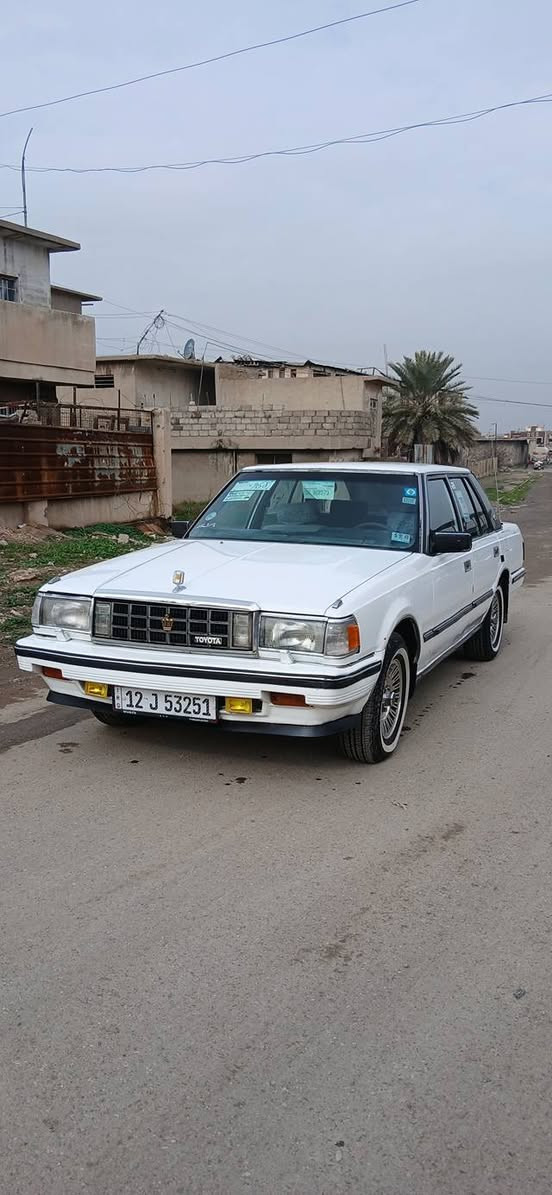 السلام عليكم سياره سوبر موديل 1986 صبغ عام جمالية محرك كير شرط التحويل اني بسمي طخم جديد طخم تواير جديد لايتات جديد وايرمنيا شغاله داخل نظيف طخم جديد هزه جديدة
شاشه طخم سماعات 
مكان السيارة الموصل الجانب الايمن 
السعر43 وبيها مجال 
***********
***********
