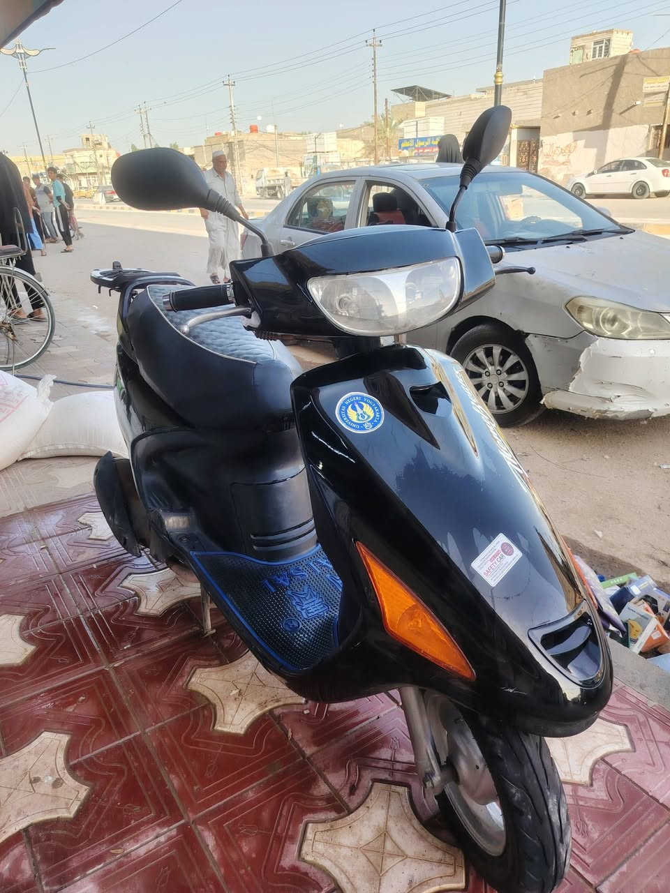 دراجه فراشه حاويه مامفتوحه كلهه شغاله سلف هندر كهربائيات تايرات جدد كابريتر مال حاويه كامله من كلشي
السعر 450
مكاني حي الميلاد شارع ميلاد فاو
***********
