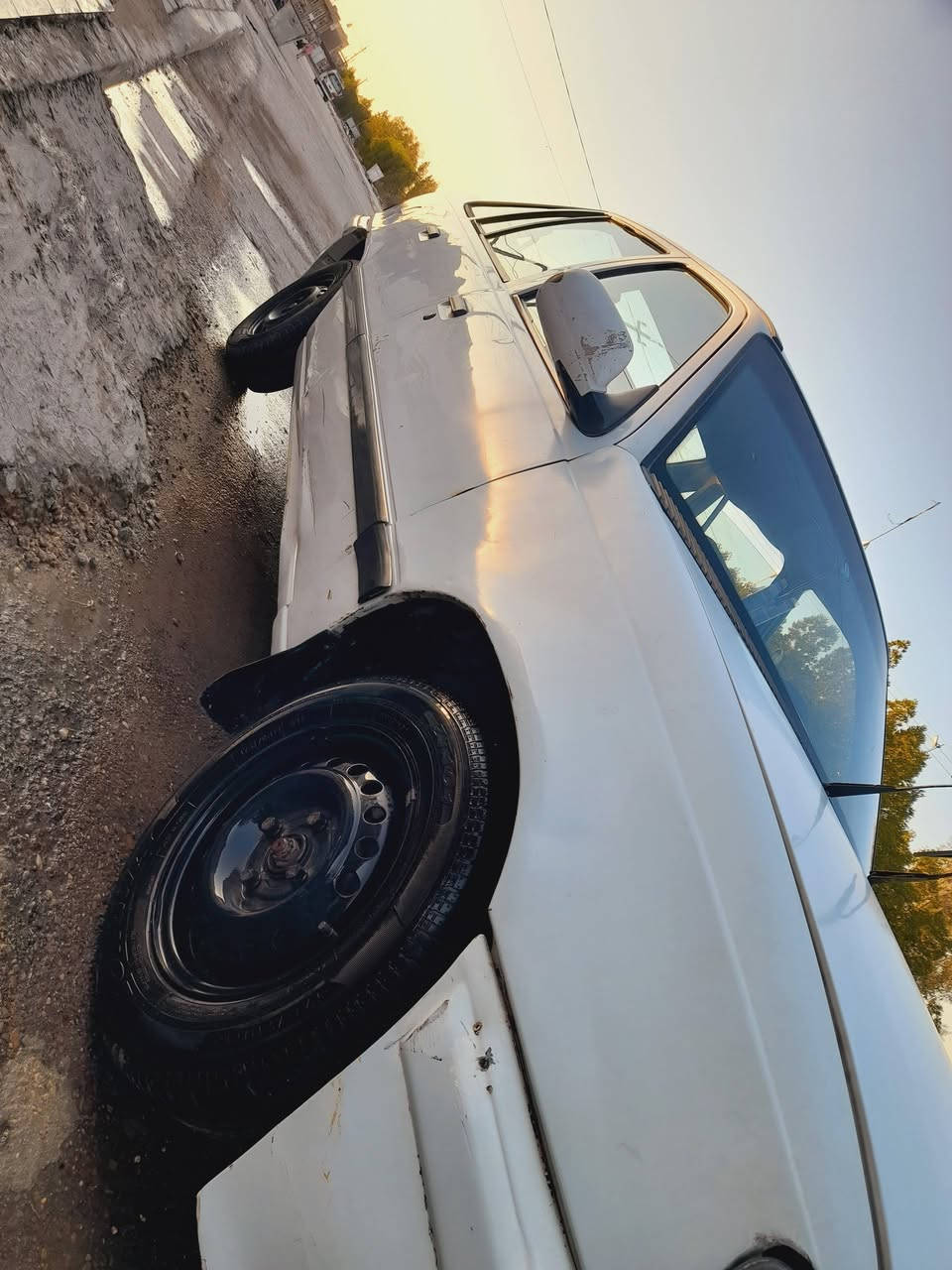 دايو .لمنز موديل ١٩٩٤ بلادية
رقم بغداد مكينة وكير جدد
المحمودية ***********
