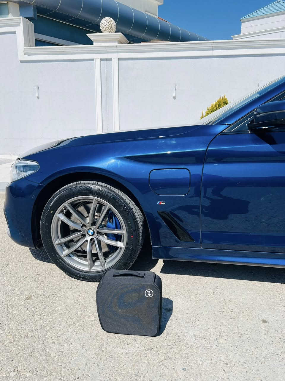 Bmw 530 I
Hybrid plag in 
2019. 
1 parcha Sbugh  
***********
*********** Erbil
