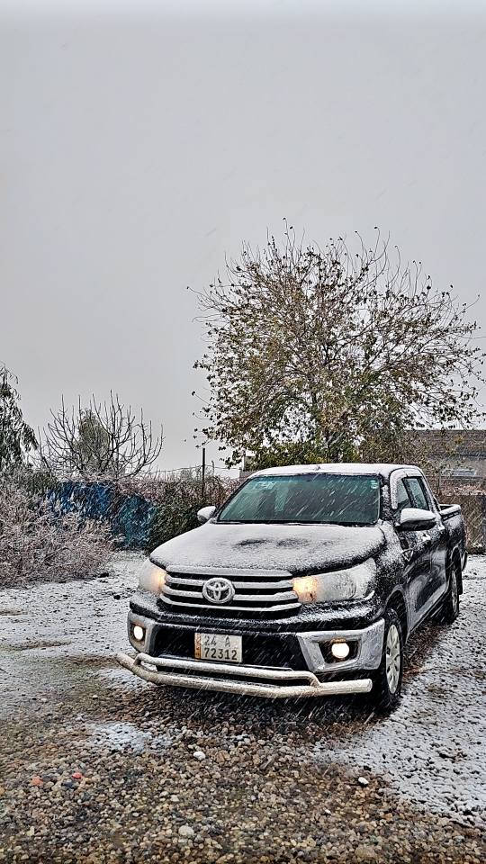 تويوتا مه رزيه 2022 گير عادي 
ره قه م و سه نه وي نوي به ناوي خومه 
بي سبوغ و سارده كوت هيچ هيچي نيه
چوار تايه ي نوي بو به سترايه ديناريك مه سرفي تيدا نيه. 

*********** اكر, نينوى
