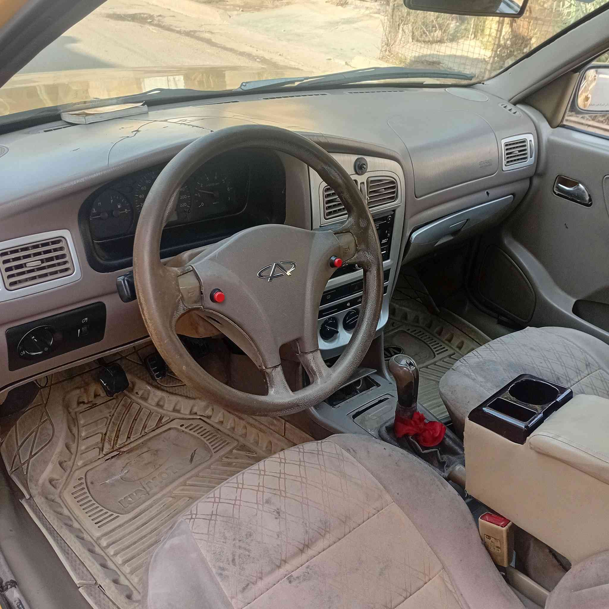 السلام عليكم شيري كوين 2011 رقم انجليزي مصفره هيئه وغرامات ماكينه جير تخنتاير جددن عنوان زعفرانيه سياره خير من الله بيها نواقص بسيطه السعر 25 بها مجال*********** للتوضيح سياره لا ضربه ولا تبديل بلاديه
