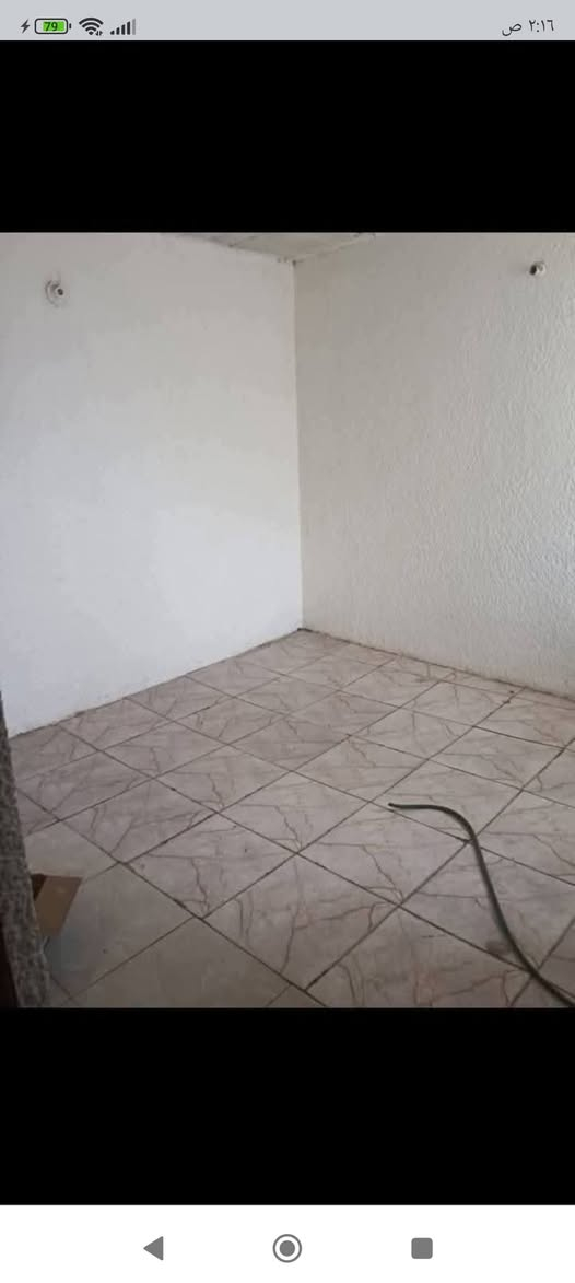 دار للايجار المساحه ١٠٠م طابق واحد غرفتين نوم وصاله ومطبخ كليدور مجمع صحيات حي الصحه خلف المدهش مبلغ الايجار ٢٥٠نهائي للاستفسار ***********
