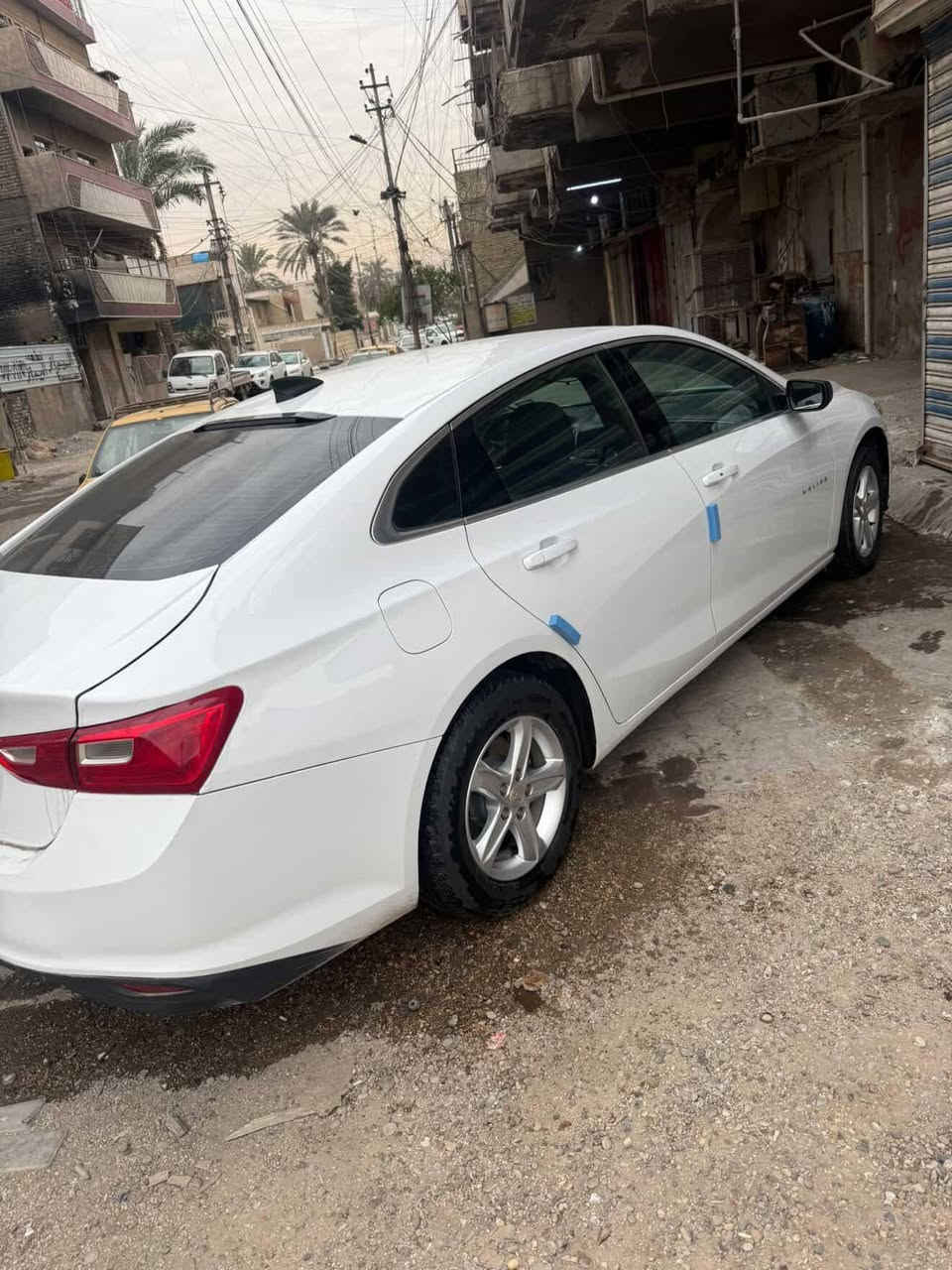 ماليبو مدويل 2023
كشنات تدفه رادارات 
بيها هواي مواصفات بجم بلادي 
فقط جنطه راجع ع بارد بيها تكحيل مكان سيارة بغداد 
***********
