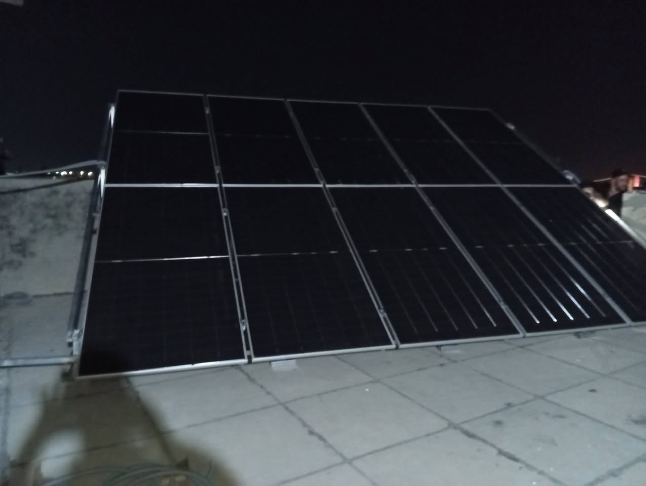 على بركة الله
تم تنصيب منظومة طاقة شمسية 
32 امبير
المتكونة من 
بطارية بسعة 16.07KWH من شركة مارسريفا ضمان5سنوات 
والانفيرتر بسعة 12KWمن شركة مارسريفا ضمان3سنوات 
والالواح جينكو 615W ضمان 12سنه
في:واسط/قضاء النعمانية
للإستفسار الاتصال أو مراسلة الارقام التالية 
***********
***********
***********
