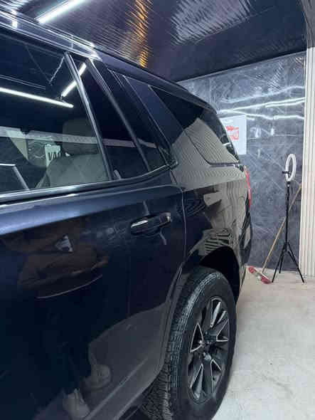 لسلام عليكم 
شوفرليت تاهو Z71
مكينة 5300 
 السياره موديل 2024 وارد امريكي 
الحادث جاملغ وبنيد بدون دواخل 
فول مواصفات 1/1 جكات و5كامرات
مكينة و كير كفالة على وضع الشركة  
 كشنات جلد  + تدفئة بالكشنات 
عداد دجتل [ كيج الكتروني ]
شاشة جبيرة 
صندوك كهرباء 
رادار امامي { بريك + تنبيه } 
فول ماعدا البنوراما
السعر 410 وبيهة مجال 
مكانهة بغداد اليرموك
وهذا رقمي ‭٠٧٧٠ ٥١٩ ٣٣٢٣‬
