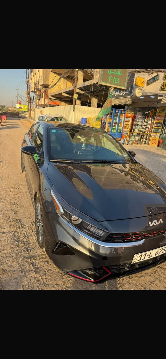 سلام عليكم
كيا فورتي جي تي 
. موديل 2023
. ماشيه mi 26
. مكينه 2000 دوش
.تحويل تاني يوم
. مواصفات جيتي لاين معروفه فول 1/1 اعلى مواصفات بل كيا فورتي 
. فتحه سقف 
. بصمه تشغيل عن بعد 
. شاحن وايرلس
. جنطه كهرباء
. اشاير مري 
. شفتات ستيرن 
. رادار جانبي 
. رادار امامي
. رادار تحديد مسار
. اوتو هولد
. ايقاف ذاتي 
. مثبت سرعه 
. مانع انزلاق 
. تبريد قطعتين
. شاشه كبيره 9 انج 🖥️
. كشنات جاد حار 🔥بارد ❄️
. هاند بريك كهرباء ⚡️ 
. سيتم صوت 🔈 harman kardon
. تشغيل
لشراي يتواصل 
عنوان بغداد 
***********
