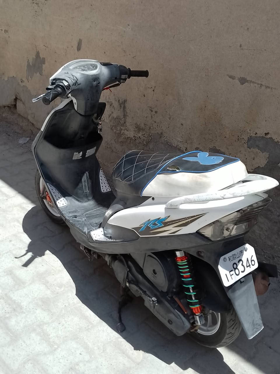 السلام عليكم دراجه نضيفه مكينه ناعمه ما مفتوح 900 وبيه مجال مكان رميثه


**إذا كنت صاحب هذا الإعلان وتريد حذفه لأي سبب، رجاءا أرسل رسالة إلى الدعم الفني**