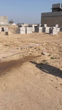 حي الفرسان • ٣٠٠م • زراعي