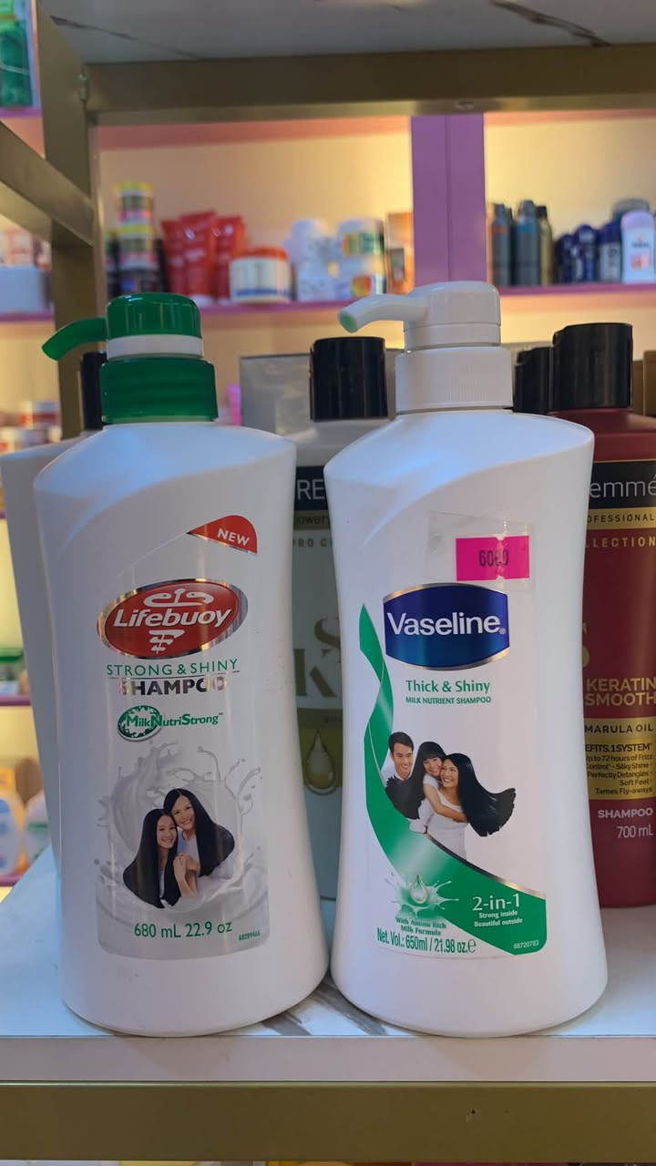 ✨🌸 كوزمتك الجمال 🌸✨
كل ما تحتاجينه من مستحضرات التجميل والعناية بالبشرة والشعر متوفر عندنا بأفضل الأنواع والأسعار 💄🧴💅

✔️ عطور ومعطرات
✔️ مكياج وإكسسوارات
✔️ منتجات العناية بالبشرة
✔️ أصباغ الشعر ومستلزماته
✔️ مرطبات وكريمات متنوعة

📍 كوزمتك الجمال – بغداد / حي الفرات / شارع الوسط / مجاور مكتبة هيا

📞 للطلب والاستفسار عبر الواتساب:
***********

🌷 جمالكِ يبدأ من عندنا… أهلاً وسهلاً بكم 🌷
