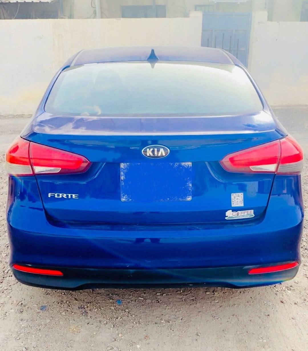 فورتي 2018حادثها بنيد وچاملغ بدون دواخل محرك 2000دوش  تحكم جهتين تخم تاير حداديه جديده سياره جاهزه لجناي  وكاله باسمي رقم اربيل مكان السياره الغزاليه (***********)(***********3)
