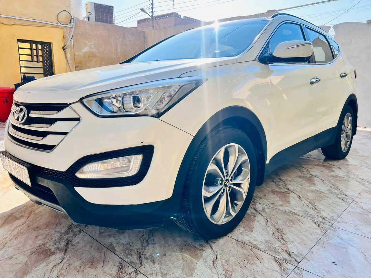 هيونداي سنتافيا 2014 ستة سلندر خليجي 
عدا ضربة بالباب الخلفي على البارد 
مكفولة صبغ وحار
السيارة حيل جديدة و نظيفة 
4 تايرات جديد لوك 
مابيها أي خلل 

🟪 السعر  :: الطلب في التعليقات ويوصلك مباشرة ✍️ 📩

راعيها بالبصرة

رقم صاحب السيارة 
***********
