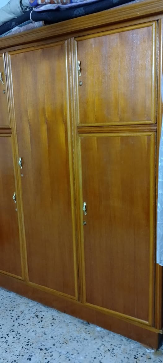 السلام عليكم
كنتور للبيع ابو 3 بيبان + ملحقات 2 

مكان كون الشهداء 

السعر 225 بلي مجال بسيط للشراي


**إذا كنت صاحب هذا الإعلان وتريد حذفه لأي سبب، رجاءا أرسل رسالة إلى الدعم الفني**
