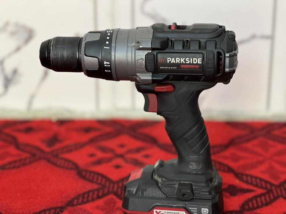 دريل عاطل B3
سعره 20 واصل


**إذا كنت صاحب هذا الإعلان وتريد حذفه لأي سبب، رجاءا أرسل رسالة إلى الدعم الفني**