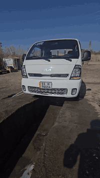 السلام عليكم للبيع كيا حمل مكفول كفاله عامه رقم بغداد انكليزي موديل 2024 تريد تحويل تريد وكاله السياره جديده مكان السياره واسط قضاء الصويره الهاتف/***********/السعر 160 وبيه مجال
