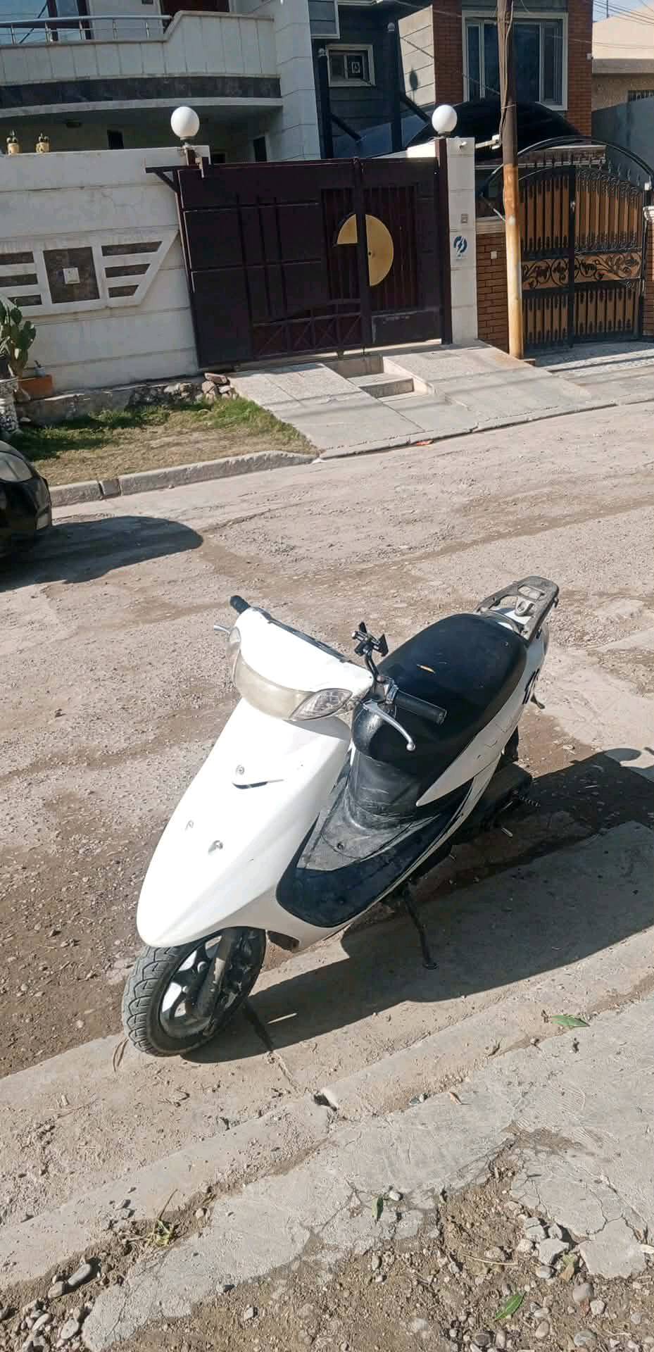 عنواني الغزالية واجوبك بسرعة وقت الي يريد يراوس اهلن