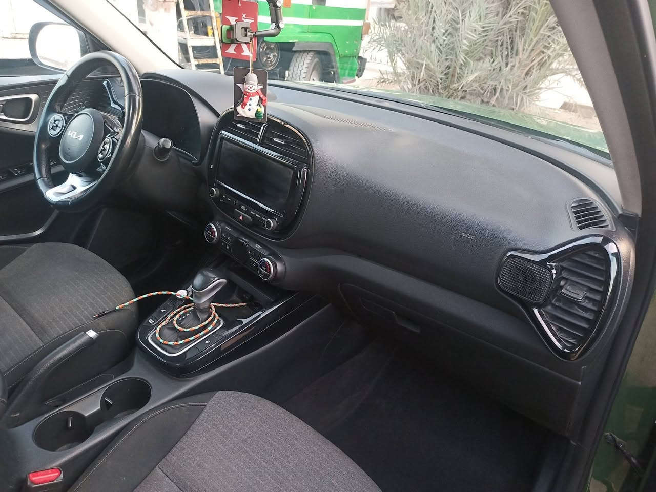 السلام عليكم كيا سوق موديل 21 حادث شامله شاملغ ونيد دواخل مقفولات شرط انجليزي بغدادس سعر 150 فيها ***********مجال ☑️
