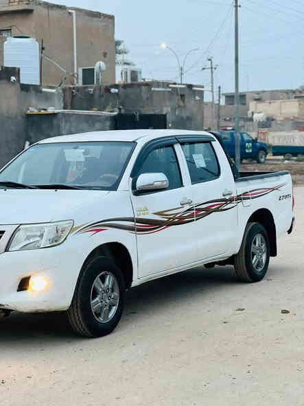 سلام عليكم سياره فلاونزه للبيع موديل ٢٠١٢ خطه مال ٢٠١٥ سياره جديده كلش ومكفوله من الصبغ فقط مبدل جامل واحد وبدون ضربه وسياره جاهزه تخم تاير حداديه جديده تبريد +تدفئه شغاله  كهربائيات شغاله رقم واسط دولي سنويه ل٣٠ كير عادي محرك مكفول سعر 160 وبيه مجال للشراي مكانه ناصريه رقم شراي يتصل***********
