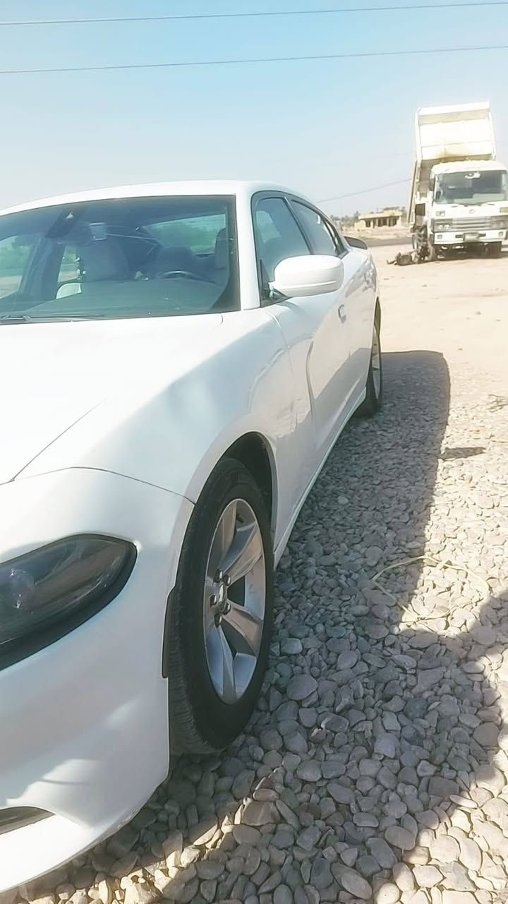 سلام عليكم
جارجر موديل /18 / 
 وارد مريكي كلين
ضرار جاملغ فقط
مكفوله كفاله عامه
سياره جازه من كلشي
مابيه  كل نقص  توصل
عله راقم  ( ***********)
