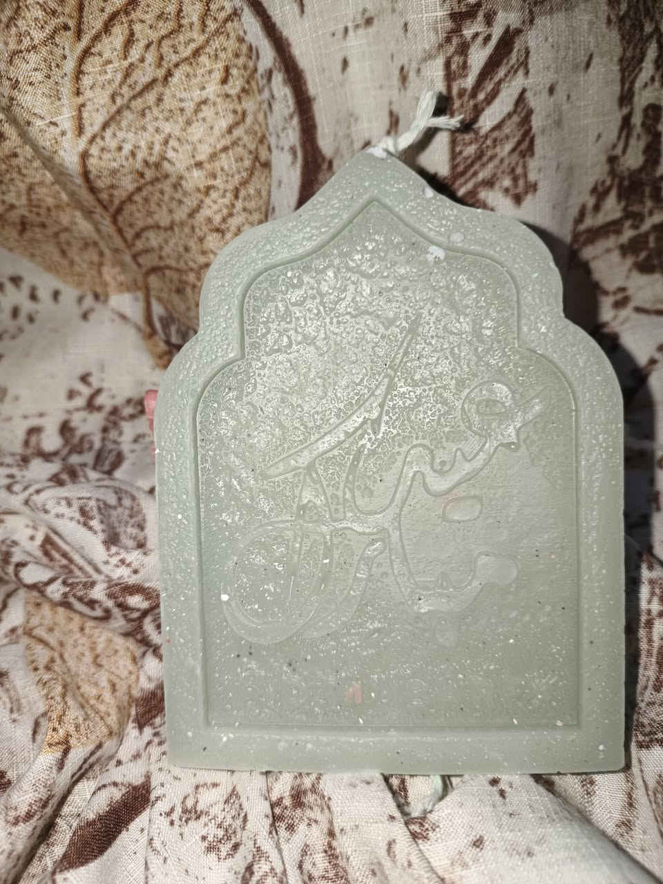 أكيد، هذا منشور أفخم وأجذب للزباين ✨🕯️
مو كل شمع… يصنع أجواء!
عدنا الشمع يتحول لتحفة تضيف دفء وجمال لبيتكم 🤍
تصاميم راقية ولمسات أنيقة
مناسبة للبيت، للهدايا، وللمناسبات الخاصة ✨
خلّي بيتك يلمع بنور الشموع وأجواء هادئة ما تنوصف 🕯️
🎁 متوفر بعدة أشكال مميزة
📩 للحجز والاستفسار راسلونا خاص
الكمية محدودة… سارعوا بالحجز. 
يوجد توصيل لجميع المحافظات العراق 🇮🇶
توصيل داخل الهاشمية مجانا وباقي المحافظات 3الاف 
والسعر القطعتين 7الاف


**إذا كنت صاحب هذا الإعلان وتريد حذفه لأي سبب، رجاءا أرسل رسالة إلى الدعم الفني**