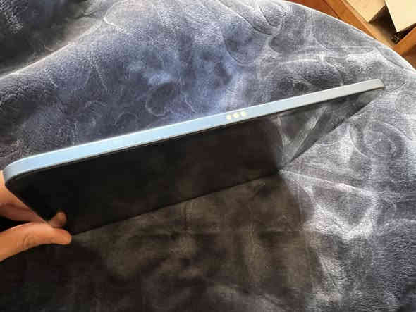 السلام عليكم 
ايباد 11 
ذاكره 128
بصمه
نضافه فول وبعده بالضمان للسنه الي التجي بشهر ال 8 يمكن استخدام شهر 
بطارية 100 
عدد دورات الشحن 30 بس 
مابي شخط و شرط الضمان 
سعر 550 و بي مجال للشراي و يدلل 
مكاني بغداد الزعفرانيه 
*********** 
واتساب او اتصال
