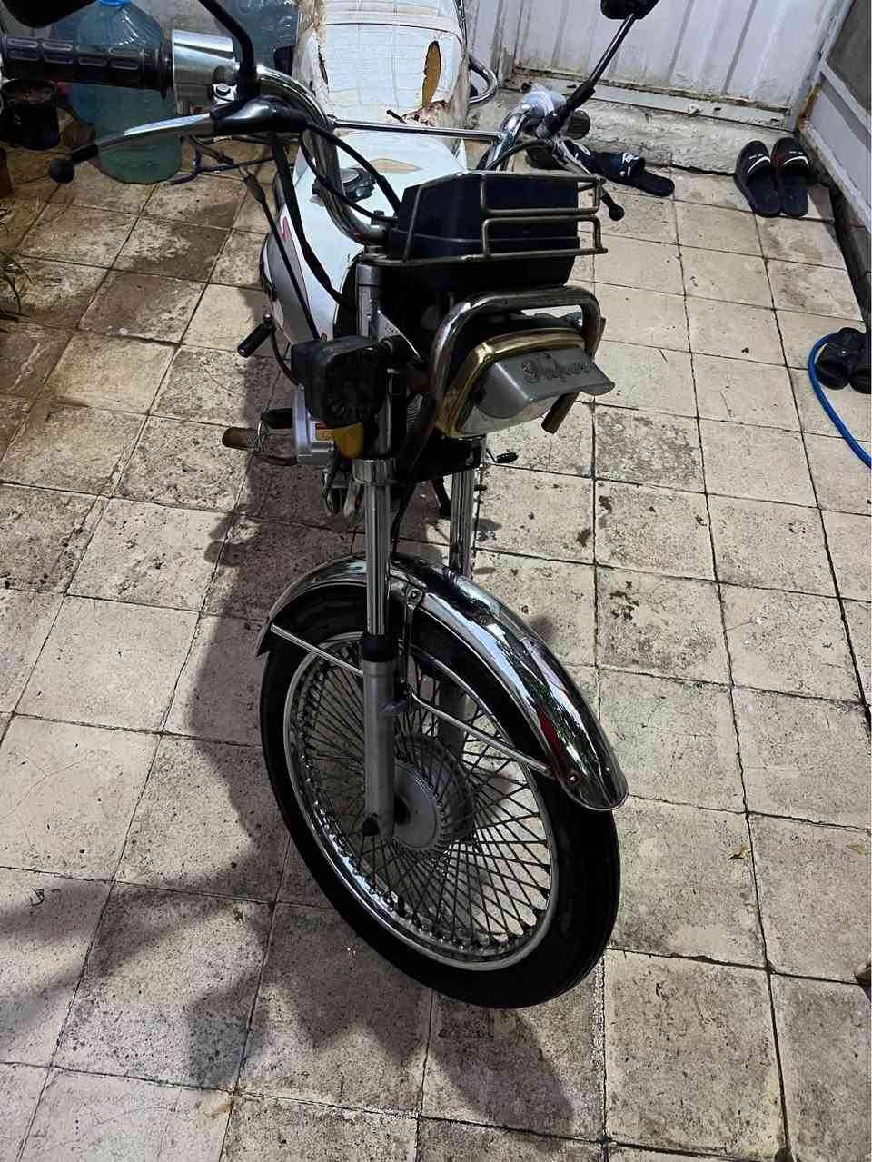 تايكر 2020 للبيع ما مفتوح مكينه  صارلو سنتين وكفتو بس اشغلو حتى لايجيم 
موصل الايسر *********** موصل, نينوى
