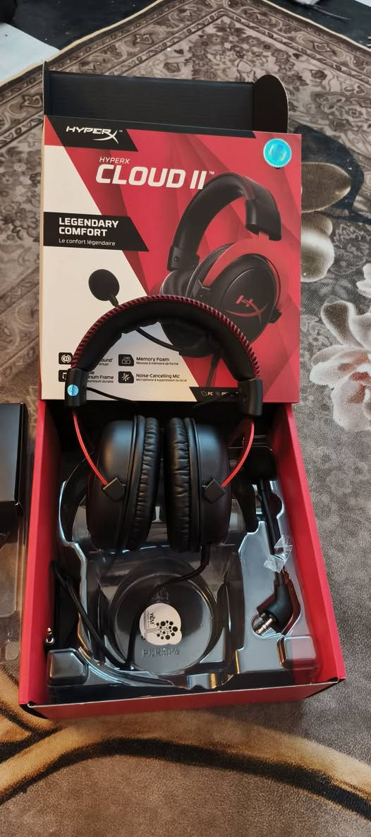 يا الله.. للبيع سماعة الهايبر إكس كلاود 2 (الغنية عن التعريف)، السماعة أصلية وعكال الراس.45 الف
​الحالة: نظيفة جداً جداً (مثل الجديدة، استخدام حشمة).
​الملحقات (مثل ما موضح بالصور):
​السماعة بكرتونتها الأصلية.
​المايك القابل للفصل.
​كرت الصوت الـ USB (للابتوب أو الـ PC).
​إسفنجات أذن احتياطية (قماشية) غير مستخدمة.
​الأداء: عزل رهيب، وصوت خطوات أقدام  يصرخ صرخ غصباً عن السيرفر.
 (قابل للتفاوض البسيط جداً للشراي الصامل اللي يجي يستلمها).
المكان: بغداد - مدينة الصدر.
الاستلام: بيع مباشر وجه لوجه (ما عندي توصيل، المشتري يتفضل يستلمها من يمي في مكان عام نتفق عليه).


**إذا كنت صاحب هذا الإعلان وتريد حذفه لأي سبب، رجاءا أرسل رسالة إلى الدعم الفني**