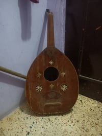 عود قديم • آلات موسيقية