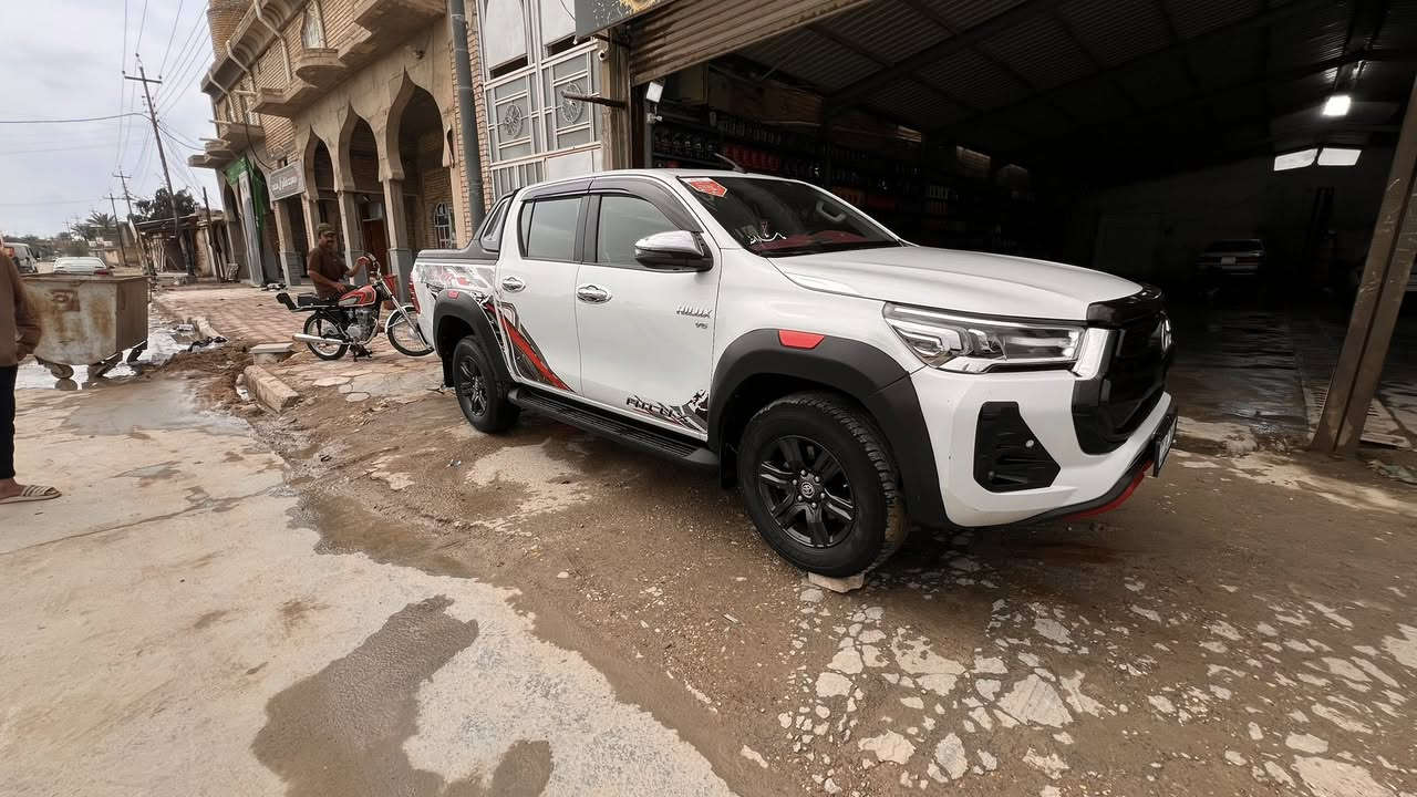 تي ار
موديل2024
6سلندر 
نظيفه كلش
رقم اربيل
السعر اتصل ***********
