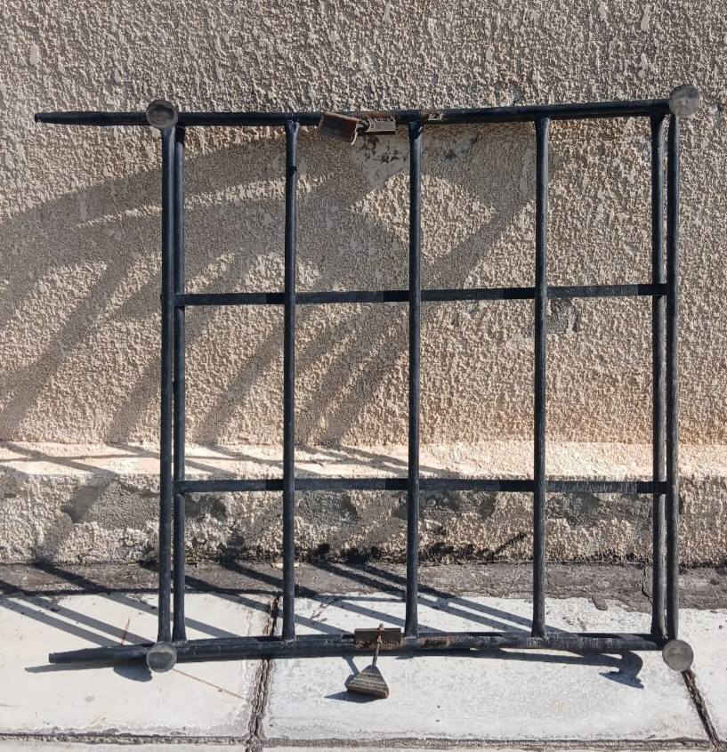 السلام عليكم من رخصت الادمن المحترم للبيع سيباية شيري كوين بحالة ممتازة كاملة
لسعر ٣٠ الف دينار وبيها مجال بسيط العنوان بغداد الغزالية رقم الهاتف *********** بي واتساب
