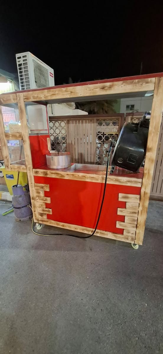 ☕✨ جاي خانه ابو زهراء ✨☕
أجواء رايقة ونكهات ترد الروح 😋🔥
جاي ☕ | نومي بصرة 🍵 | كبتشينو 🤎
جكليتيه 🍫 | نسكافيه ☕ | كهوة 🌿
حب عين الشمس 🌻 + شامية 😍

📍 بناية مطعم سندريلا
🚚 توصيل داخل المجمع 1000
📞 ***********
تعال ذوق بنفسك… وراح ترجع مره ومرتين @الجميع
