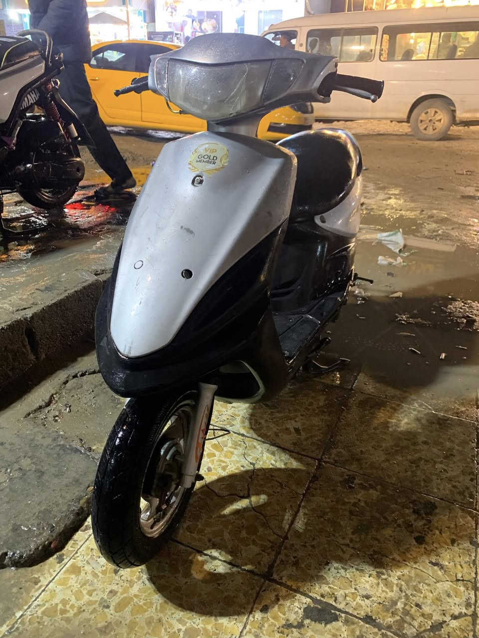 سلام عليكم قجمه مكينه إذا تسمع صوتها تاخذها بلاش شيال مكينه اصلي ودبل اصلي شلعه ومعدل تآكل الكاااع مكاني مدينه سعرها 450 وبيها مجال ***********
