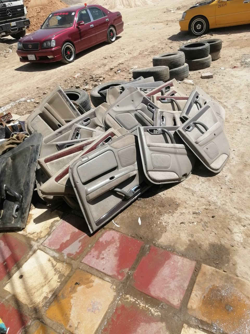 السلام عليكم بطاين ملكه فقط سعر التخم ب ٥٥ الف  واكو عدي ب ٤٠ الف كلهه جديد حاويه مكاني بابل الدبله ***********
