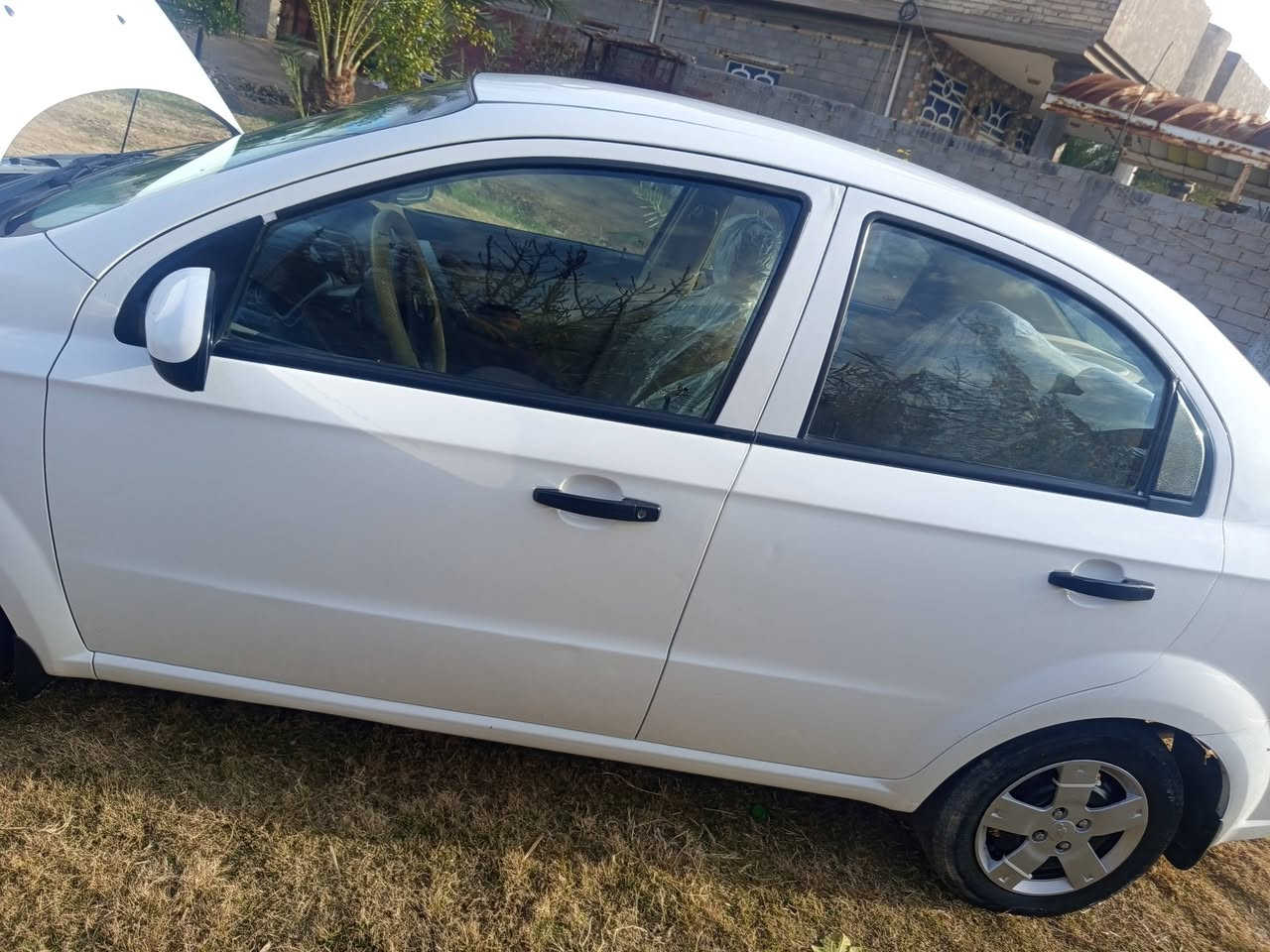 للبيع افيو كفاله رقم انكليزي كربلاء موديل 2011 السعر 83 وبيعه مجال فلوس نقدي بكاني  ابو غرق النخيله الغربيه رقمي ***********
