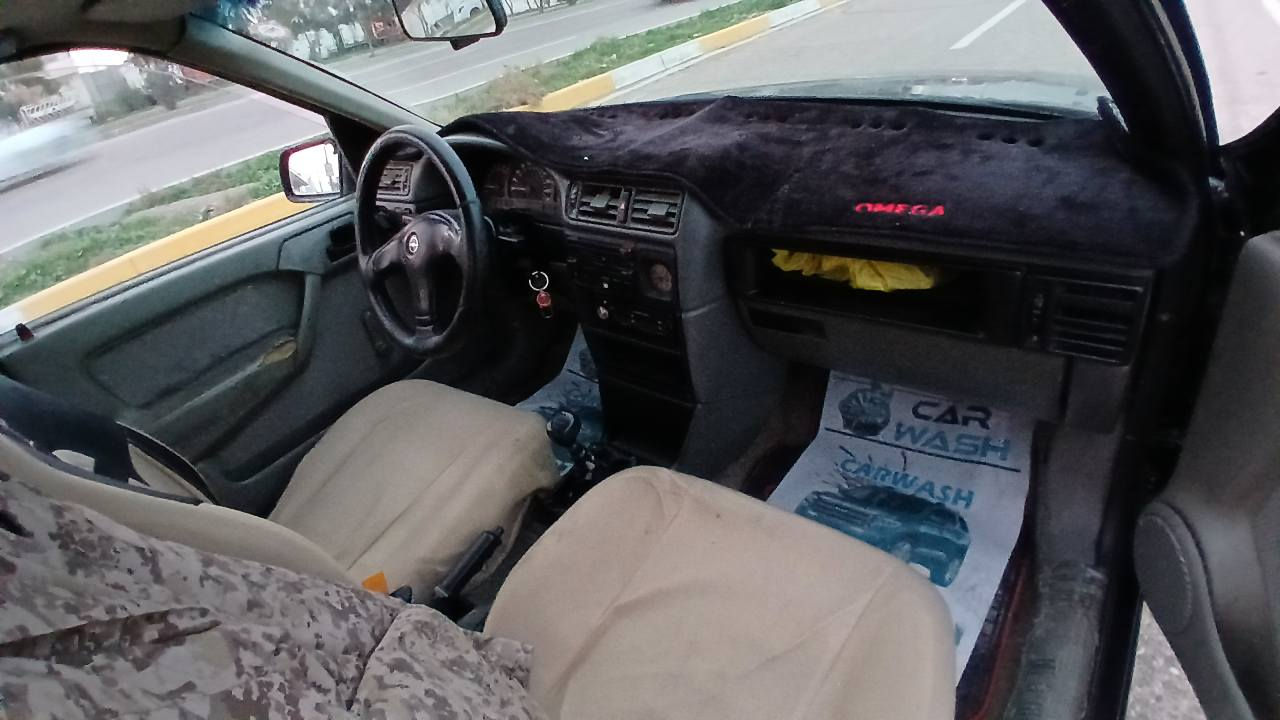 اوبل فكترا  موديل ١٩٩٢
رقم سليمانيه دولي جديد  بسمي
هزه هم جديد  
دفتر بانزين بيه 
بدون ضربه ولا خياس
بدون صبغ صبغه بلادي 
قفل مركزي 
سياره جديده بدون ضربه مكفوله من جميع نواحي 
سعره 43$ بيه مجال 
*********** ديبيس, كركوك
