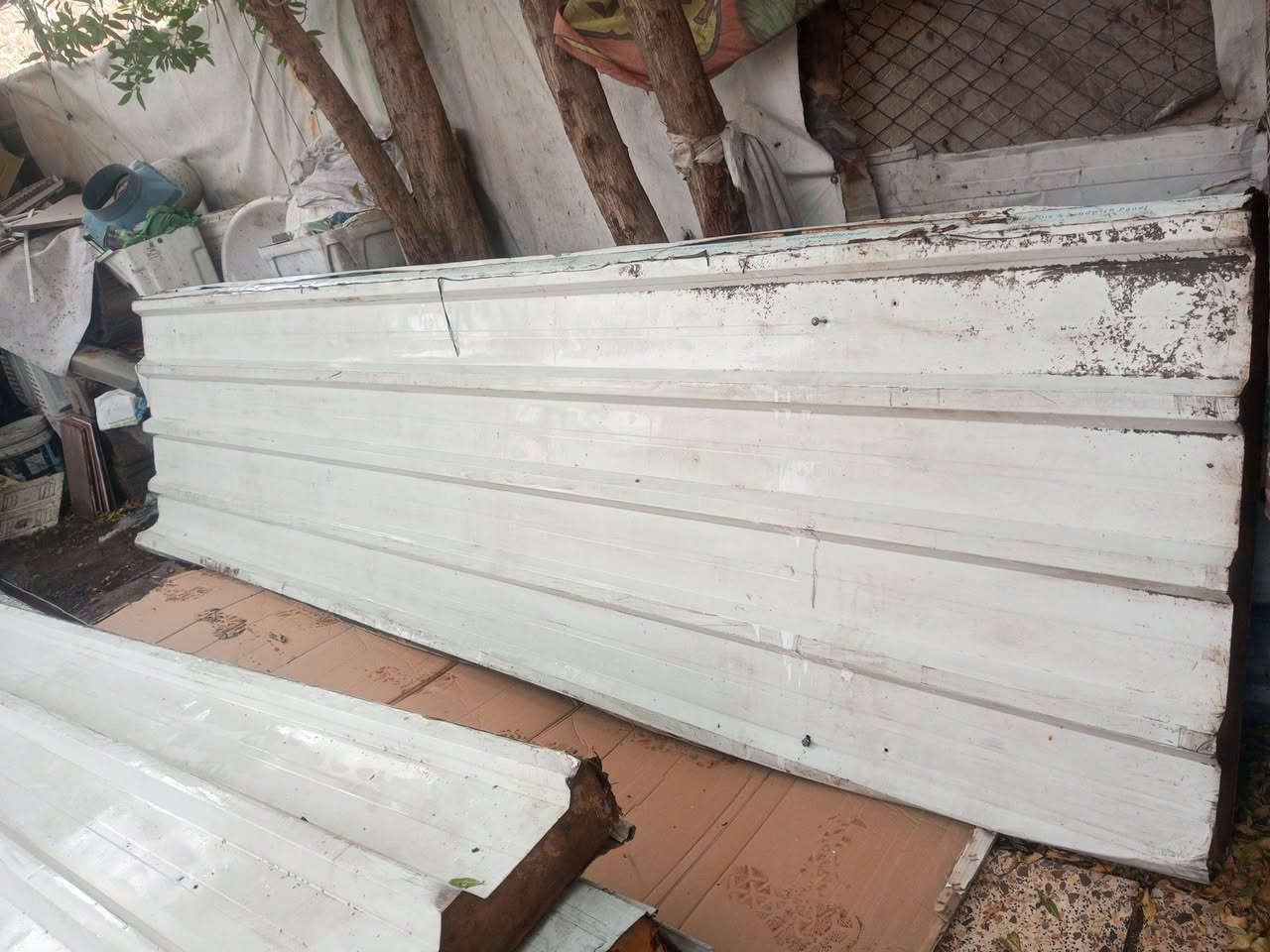 3 قطع سندويج بنل الثقيل معمل السليمانيه 
طول قطعه 4 متر 
للبيع سعر كلهن 100 بيهن مجال


**إذا كنت صاحب هذا الإعلان وتريد حذفه لأي سبب، رجاءا أرسل رسالة إلى الدعم الفني**