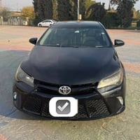 تۆیۆتا کامیری مۆدێل 2016 ڕەشی قەتران مواسەفات SE    سلاید ، بەصمە، شەغ...