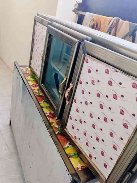 سلام عليكم كوانتر قطعتين معة سنك للبيع بسعر مناسب***********
