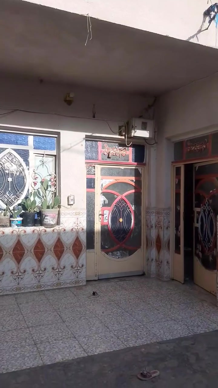 بيت للبيع بلفحيلي مساحته 200مترقريب عله بيت سيدحاضر للأستفسار اتصال واتساب ماسنجراتصال عله الرقم ***********
