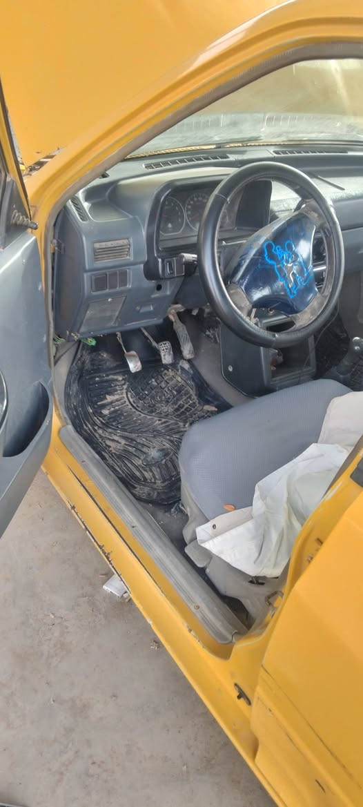 سلام وعليكم للبيع سايبا 2009 محرك كيا برايد شواصي بلاد تبريد شغال سعر 18 // *********** بغداد, العراق
