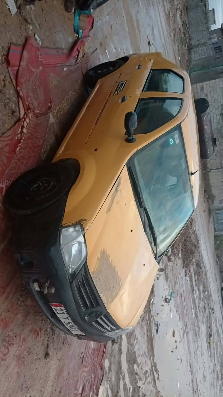 سلام عليكم رينو لوكان موديل 10 سنويته 28 سياره خير من الله كير ومكينه اسياره بيه طخه كلش بسيطه بل بنيد وصبغ احزام جماليه فقط تجي ترايك وين متريد اسعر 32 وبيه مجال ***********
