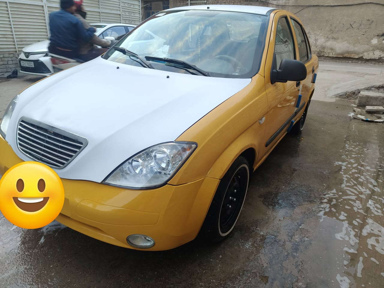 السلام عليكم 
طيبة 2015 مكفوله من الضربة والصبغ مكينه مكفوله تبريد شغال كهرائيات كلها شغاله سنويه لل2031 باسمي رقم نكليزي بيها الرابع يفلت والكلج تعبان الباقي كله خير من الله 
مكاني بغداد 
السعر 35 وبيها مجال بسيط 
***********
