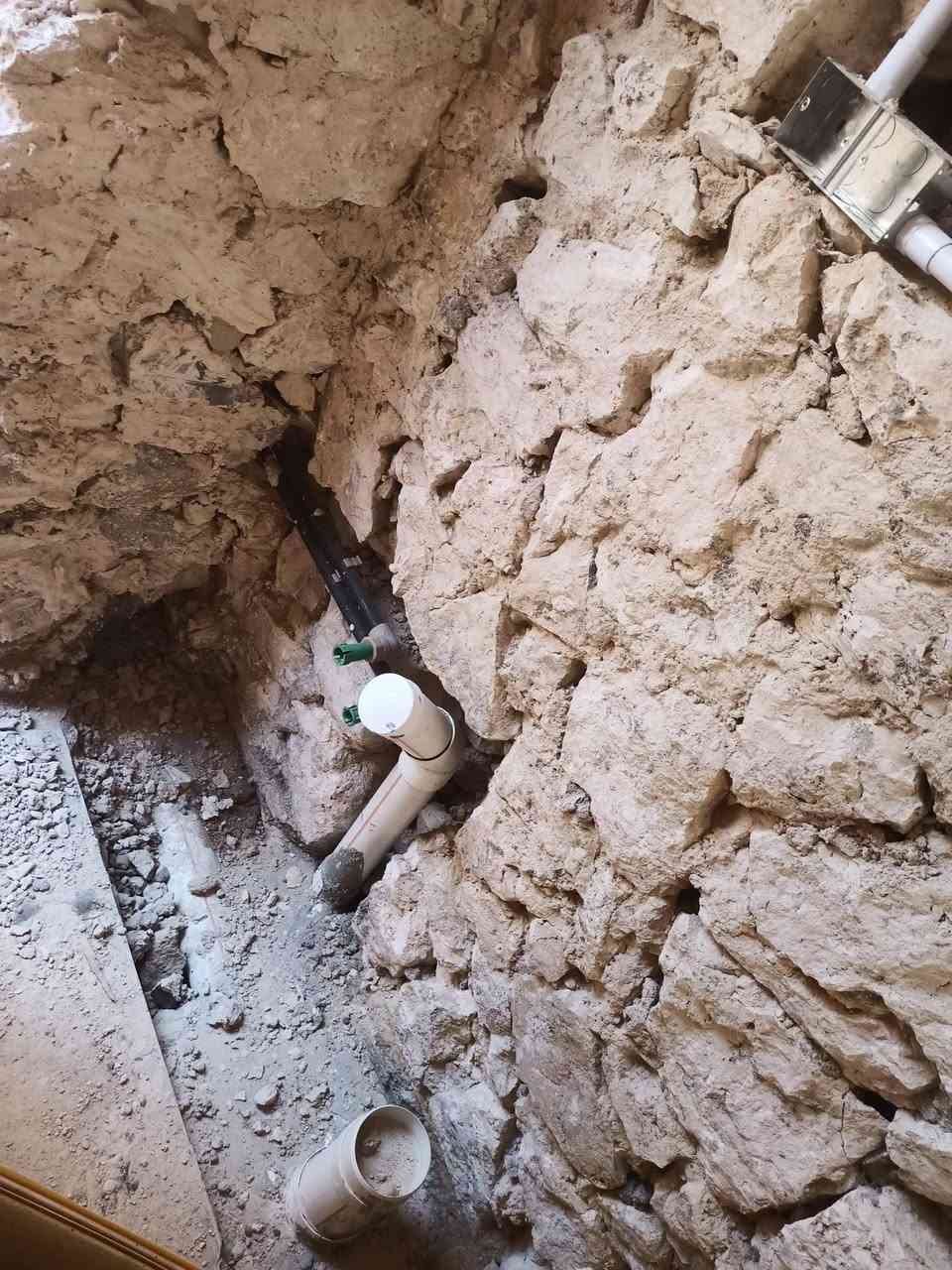 بفضل لله تم انجاز منزل الاخ اسعد
منزل متكون من طابقين..
 
ماء + مجاري... 

تفليش عمل قديم بنضام الحديث.. 

دوش دفن تحكم كاكات رئيسي.. 

مغاسل تعليگ... 

غساله اوتماتيك + عادي.. 

سنگ نضام تركي.. 

حمام طابق ثاني تئسيس ماء.. 

نضام العمل صيانا مجانا لمدا سنه.. 

ضمان العمل 10 / سنوات  .. 

دقه في العمل سرعه في النجاز.. 

انسب انسب انسب الاسعار.. 

الاستفسار اكثر تواصل على ارقام تاليه.. 

*********** / متوفر وتساب 

*********** / متوفر وتساب 

‏‪***********‬‏/ متوفر وتساب

