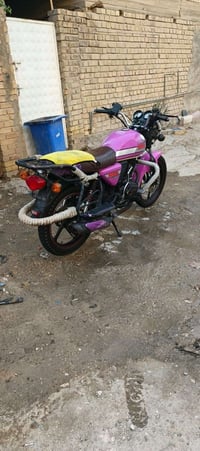 دايوان مديل 23 اوراق اصولي السعر 1200 عندي عمليه ولله مو سعره بس مستعج...