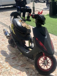 البيع درجة ماكس مال لعب السعر 600 وبيها مجال حك الجيه رقم 07847544211