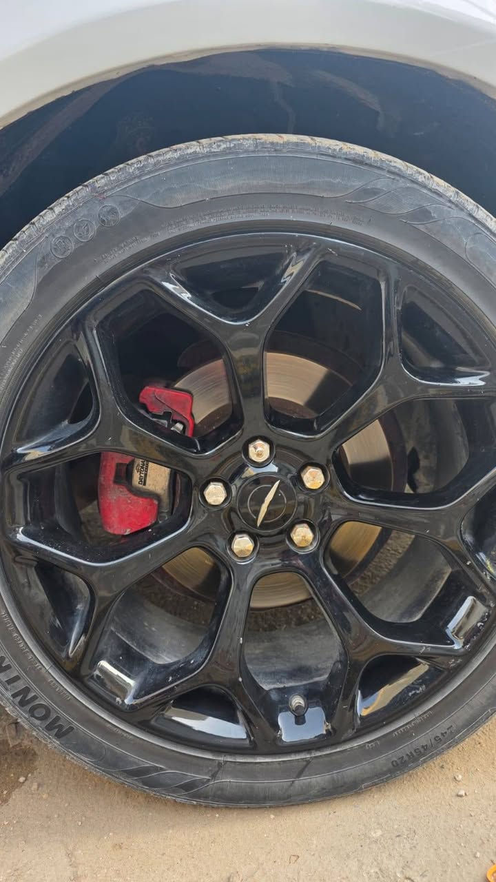 ويل 20نضيف حلو  تخم تاير جديد مراوس بويل 18 شعندك ويل نزله واني طبلك خاص


**إذا كنت صاحب هذا الإعلان وتريد حذفه لأي سبب، رجاءا أرسل رسالة إلى الدعم الفني**