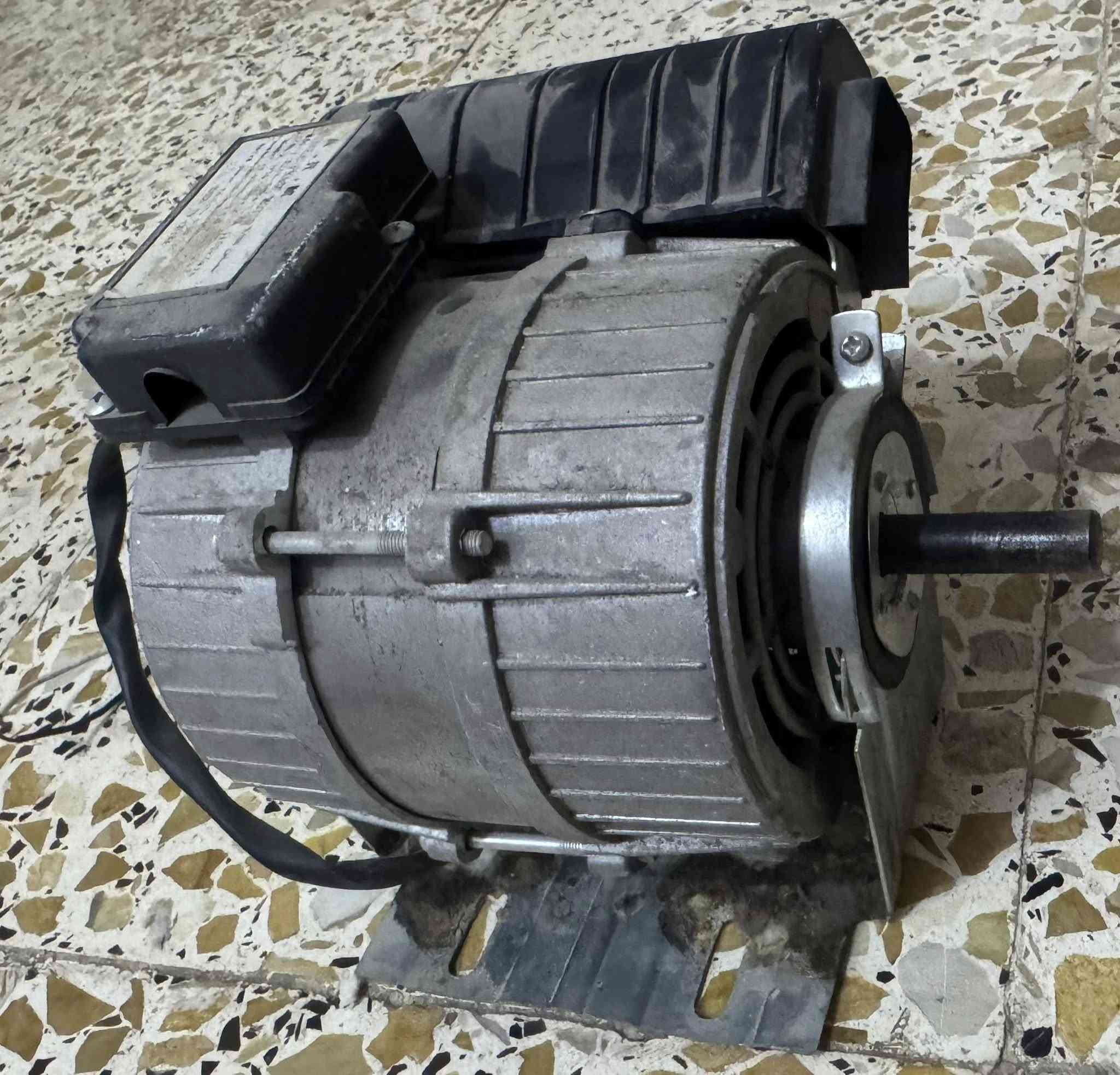 ماطور شغال مبرده جديد


**إذا كنت صاحب هذا الإعلان وتريد حذفه لأي سبب، رجاءا أرسل رسالة إلى الدعم الفني**